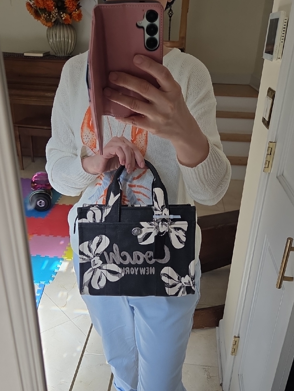 COACH Cargo Bow Print Canvas Tote Bag 20 - Picture 8 of 15